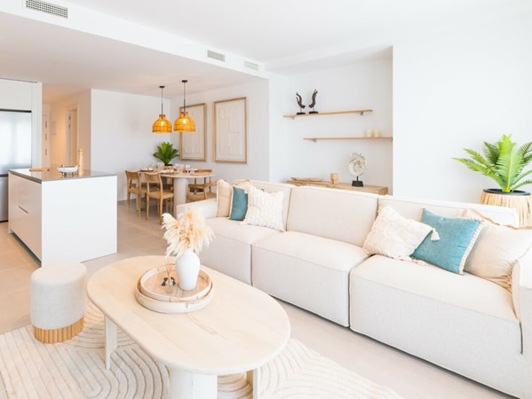 Medium property photo - Calle Islas Bermudas 45, 29680 Estepona