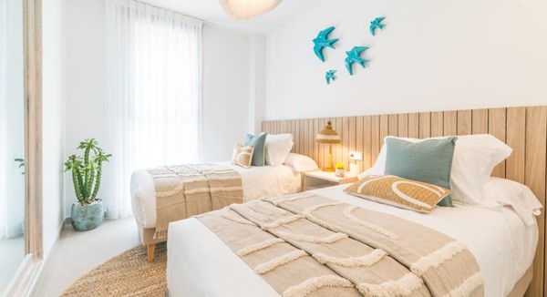 Medium property photo - Calle Islas Bermudas 45, 29680 Estepona