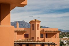 Exterior 1.jpg
