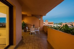 Terrace 2.jpg
