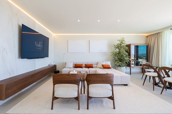 Medium property photo - Avenida 8 de Marzo 12V, 29640 Fuengirola