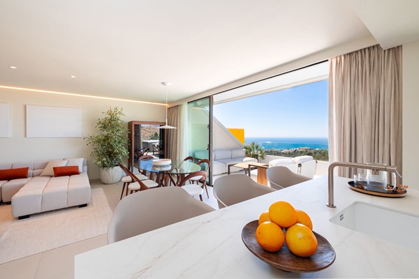 Medium property photo - Avenida 8 de Marzo 12V, 29640 Fuengirola