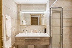 Koop: Impasse du Cottage, 74360 Abondance