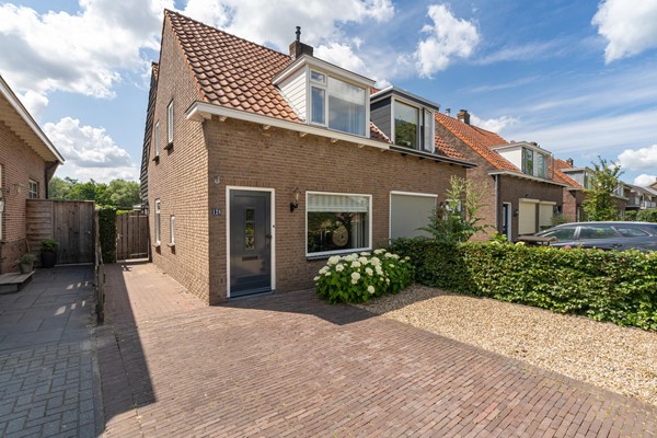 Medium property photo - Koningin Wilhelminalaan 128, 3372 AH Hardinxveld-Giessendam