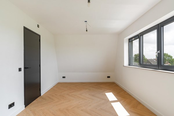 Medium property photo - Zuidzijdsedijk 38, 3264 LH Nieuw-Beijerland