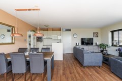 Verkocht: Vrijenburglaan 141, 2994 GL Barendrecht