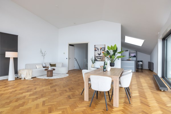 Medium property photo - Librijesteeg 325, 3011 HN Rotterdam