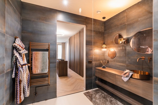 Medium property photo - Nancy Zeelenbergsingel 22, 3066 GA Rotterdam