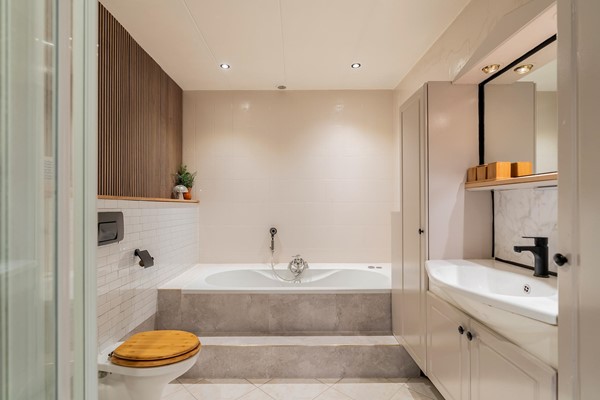 Medium property photo - Loosduinse Hoofdstraat 168, 2552 AL Den Haag