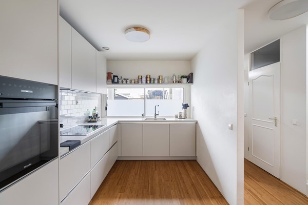 Medium property photo - Neeltje Griffijnstraat 22, 3065 KD Rotterdam