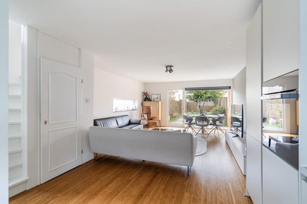 Medium property photo - Neeltje Griffijnstraat 22, 3065 KD Rotterdam