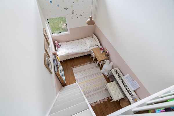 Medium property photo - Neeltje Griffijnstraat 22, 3065 KD Rotterdam