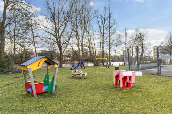 Medium property photo - Neeltje Griffijnstraat 22, 3065 KD Rotterdam