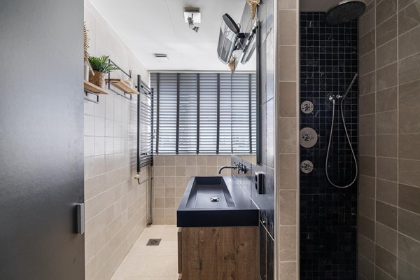 Medium property photo - Begoniastraat 1, 3135 XA Vlaardingen
