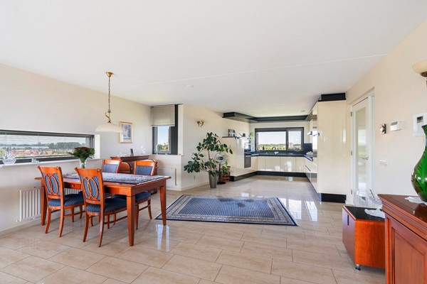 Medium property photo - Randmeer 32, 2993 RM Barendrecht