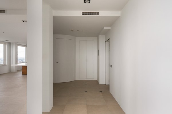 Medium property photo - Landverhuizersplein 151, 3072 MH Rotterdam