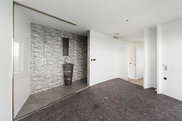 Medium property photo - Landverhuizersplein 151, 3072 MH Rotterdam