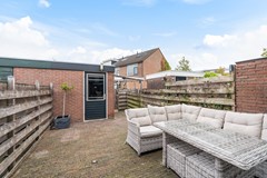 Onder bod: Meeuwenlaan 11, 2964 HA Groot-Ammers