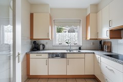 Onder bod: Meeuwenlaan 11, 2964 HA Groot-Ammers