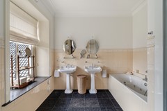 Nieuw in verkoop: Middeldijk 21, 2991 SC Barendrecht