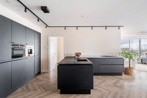 Medium property photo - Landverhuizersplein 27, 3072 MH Rotterdam