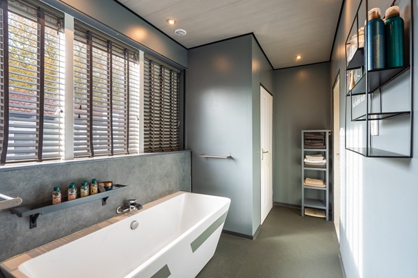 Medium property photo - Schiedamseweg 229, 3119 JB Schiedam