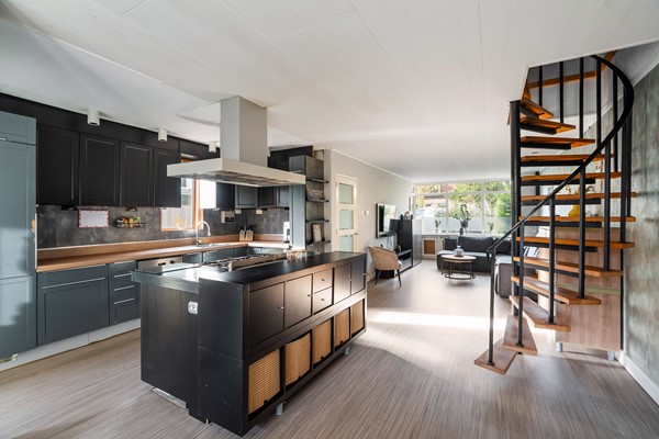 Medium property photo - Schiedamseweg 229, 3119 JB Schiedam