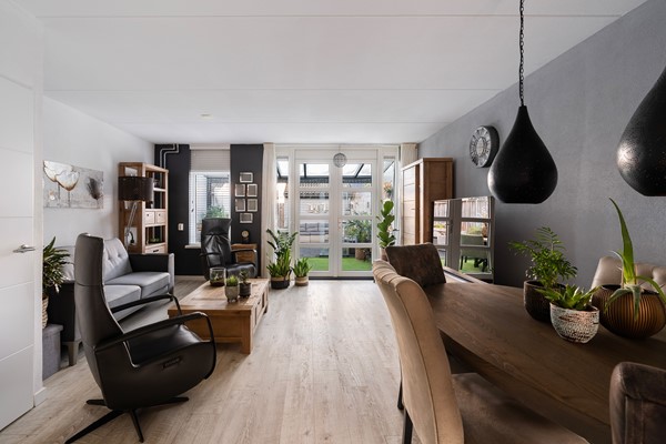 Medium property photo - Wilhelmina Druckerstraat 38, 3207 SC Spijkenisse