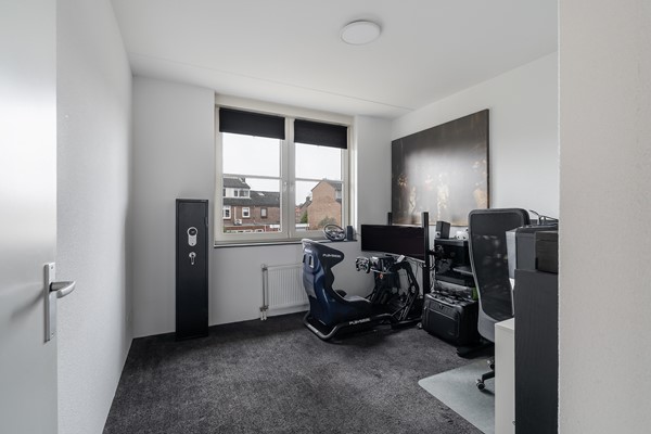 Medium property photo - Voorneveldstraat 10, 3195 SP Pernis Rotterdam
