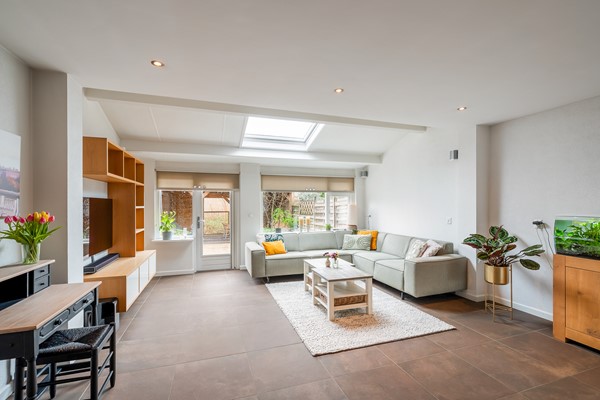 Medium property photo - Eiberplantsoen 47, 2964 CX Groot-Ammers