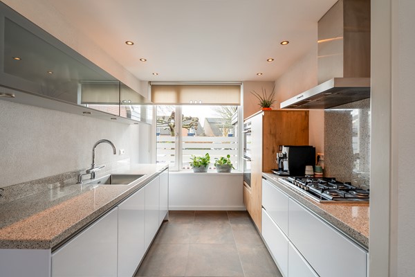 Medium property photo - Eiberplantsoen 47, 2964 CX Groot-Ammers