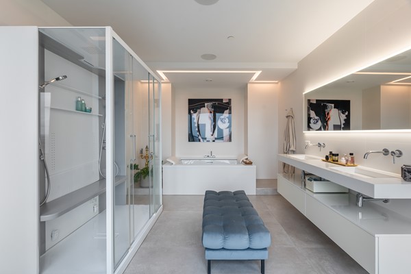 Medium property photo - Landverhuizersplein 135, 3072 MH Rotterdam