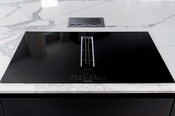 Medium property photo - Van der Duijn van Maasdamweg 716, 3045 PE Rotterdam