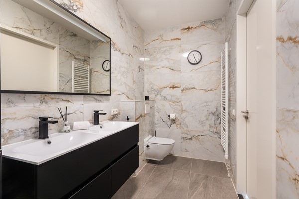 Medium property photo - Van der Duijn van Maasdamweg 716, 3045 PE Rotterdam