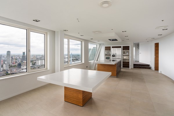 Medium property photo - Landverhuizersplein 151, 3072 MH Rotterdam