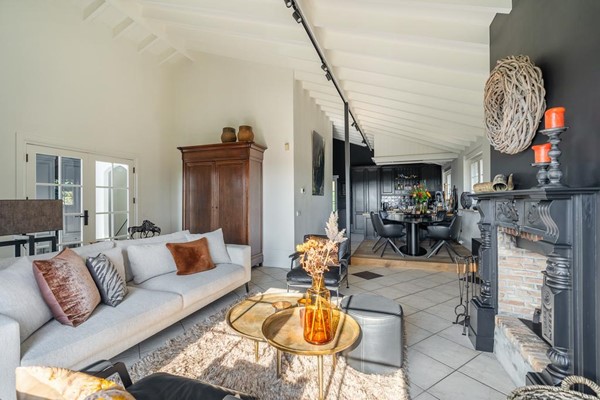 Medium property photo - Lange Eendragtsweg 2, 3284 KL Zuid-Beijerland