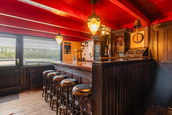 Medium property photo - Lange Eendragtsweg 2, 3284 KL Zuid-Beijerland