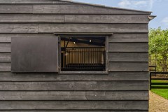 Onder bod: Lange Eendragtsweg 2, 3284 KL Zuid-Beijerland