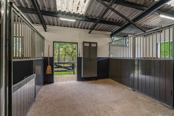 Medium property photo - Lange Eendragtsweg 2, 3284 KL Zuid-Beijerland