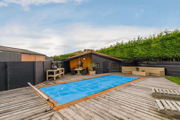 Medium property photo - Lange Eendragtsweg 2, 3284 KL Zuid-Beijerland