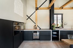 Onder bod: Nassauhavenpad 8, 3071 JZ Rotterdam