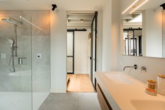 Onder bod: Nassauhavenpad 8, 3071 JZ Rotterdam