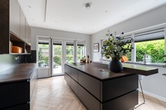 Onder bod: Molendijk 63, 3161 KL Rhoon