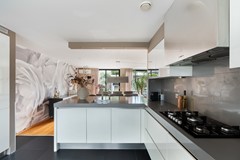 Onder bod: Zalmwater 45, 2993 DX Barendrecht