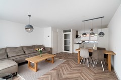 Onder bod: Zuidzijdsedijk 146, 3194 ND Hoogvliet Rotterdam