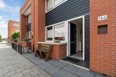 Onder bod: Zuidzijdsedijk 146, 3194 ND Hoogvliet Rotterdam
