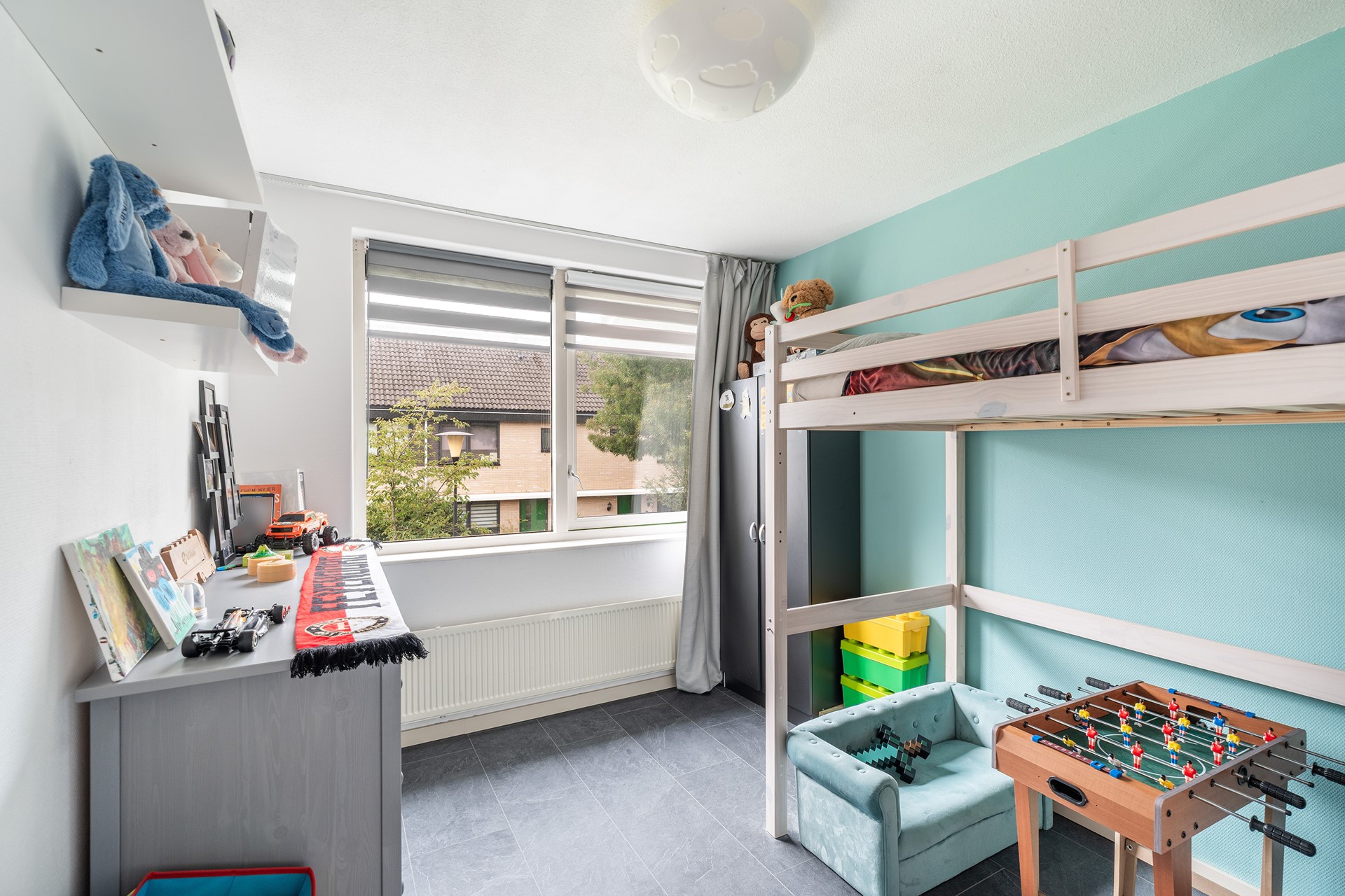 Tussenwoning te koop: Muizenburg 12, Barendrecht