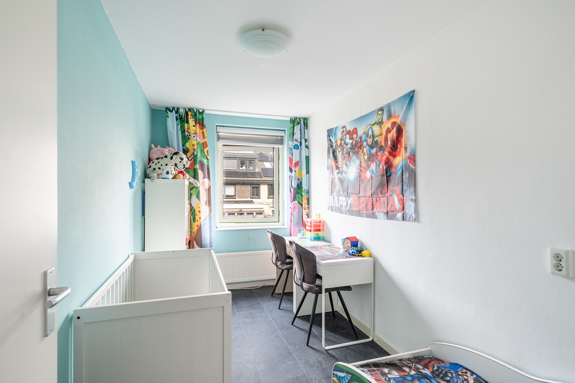 Tussenwoning te koop: Muizenburg 12, Barendrecht