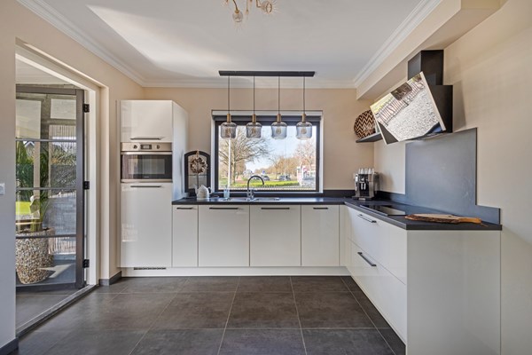 Medium property photo - Poppestraat 133, 4711 EZ St. Willebrord