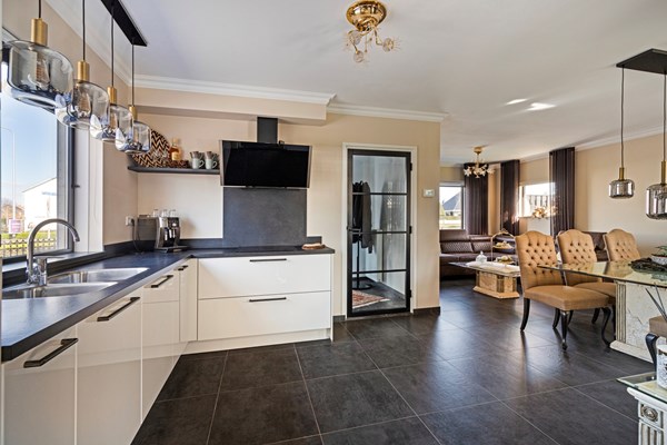 Medium property photo - Poppestraat 133, 4711 EZ St. Willebrord